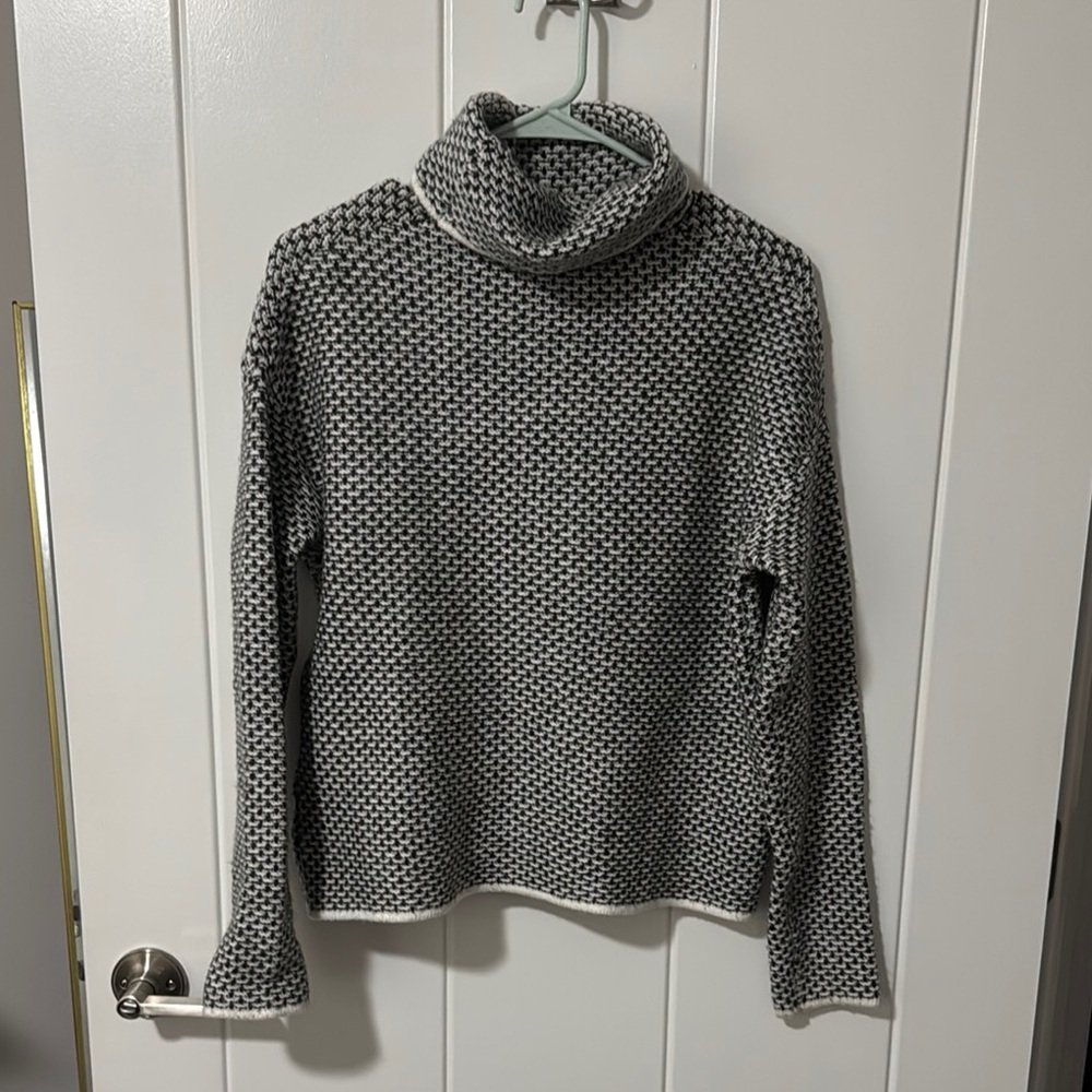 Women's Black and White Turtleneck Sweater